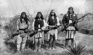 300px-Apache_chieff_Geronimo_%28right%29_and_his_warriors_in_1886.jpg