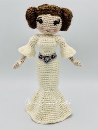 Crown Country Crochet - Stevie Hill - Leia Doll.jpg
