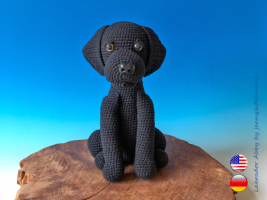 crochet-pattern-abby-the-lab-crochet-a-sitting-dog-amigurumi-dog-by-jennysideenreich-600x450.png