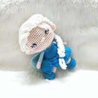 Disney pricess - Mini Elsa doll - crochetgarage.jpg