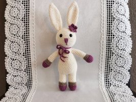 little-cutie-bunny-crochet-pattern-600x450.jpg