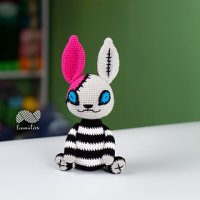lennutas-creepy-hare-s-3_small2.jpg