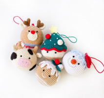 Happy Dolls Handmade Set 5 Christmas ornaments.png