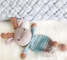 BlueSparrow - Deer Lovely.jpg