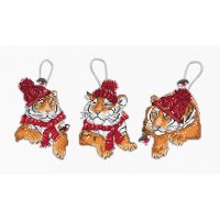 LETISTITCH L8017 - Christmas Tigers Toys.jpg