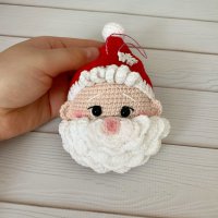 kat_knit_toys -Santa Claus ornament.jpeg