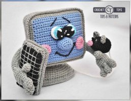crochet-computer-2.jpg