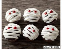 65412469-halloween-cupcakes.jpg