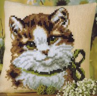 Vervaco 1200-690 Green Eyed Cat Cushion Front.jpg
