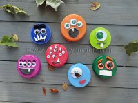 plastic-lids-monster-halloween-crafts.jpg