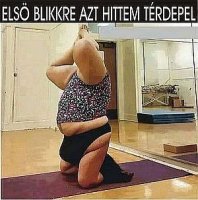Azt hittem térdepel.....jpg