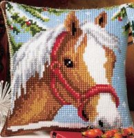 Vervaco_ Horse in the snow Pillow.jpg