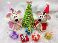 santa-mouse-and-mrs-mouse-celebrate-christmas-corchet-pattern-english-601x450.jpg