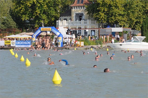 balaton_atuszas.jpg