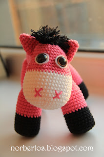 Crochet-pink-donkey-1.JPG