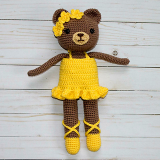 Ballerina_Bear_a_crochet_pattern_small2.jpg