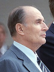 180px-Reagan_Mitterrand_1984_%28cropped%29.jpg